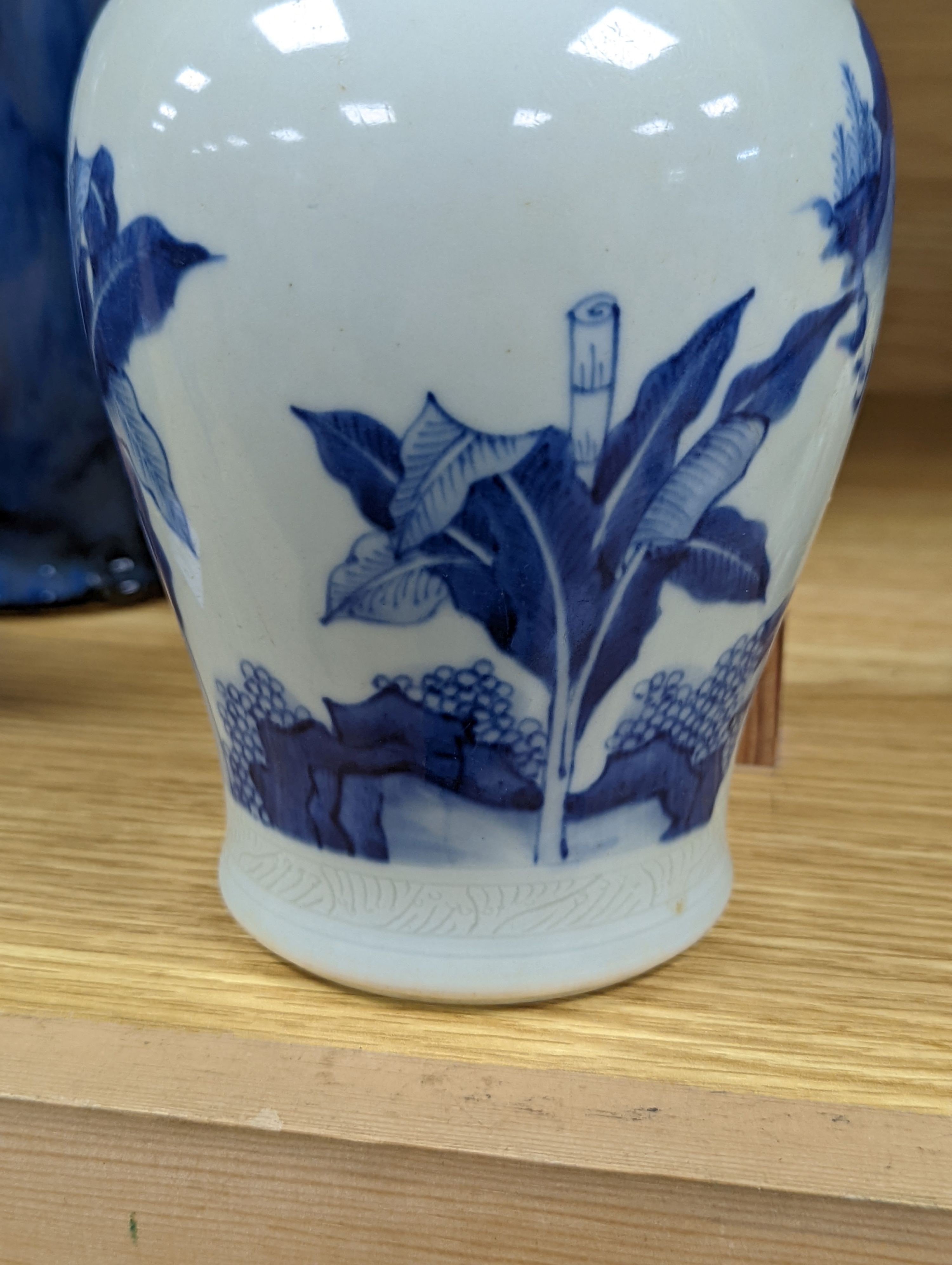 A group of Japanese porcelain tea wares and a rice bowl and cover